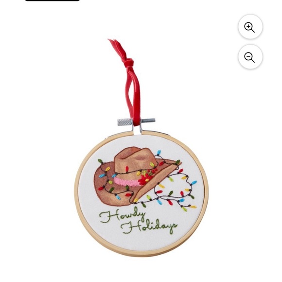 The Pioneer Woman embroidery ornament kit - Picture 4 of 6